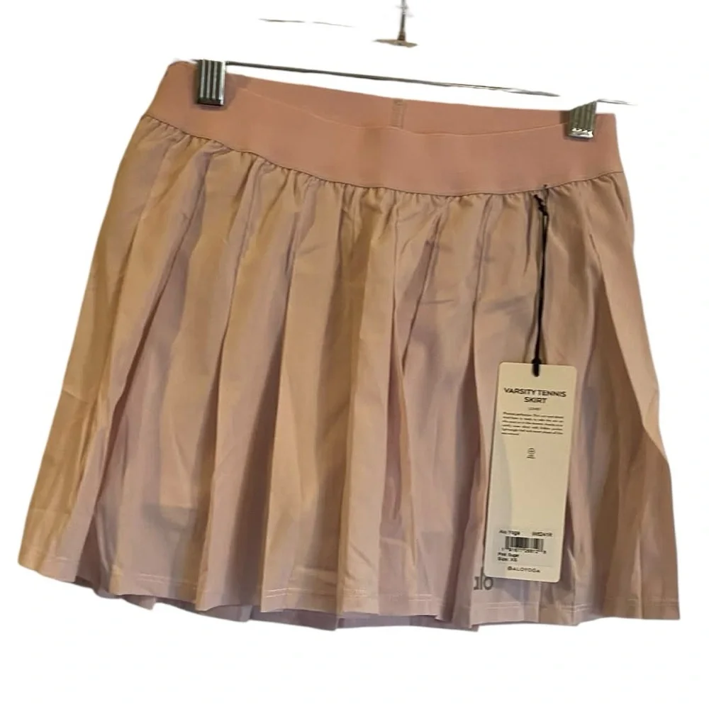 NWT Alo Yoga varsity tennis skirt PINK SUGAR Size XS
